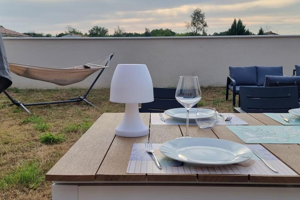 Maison Au Calme Entre Collegues Ou Famille - La Boheme - Saint-Seurin-sur-l'Isle Экстерьер фото