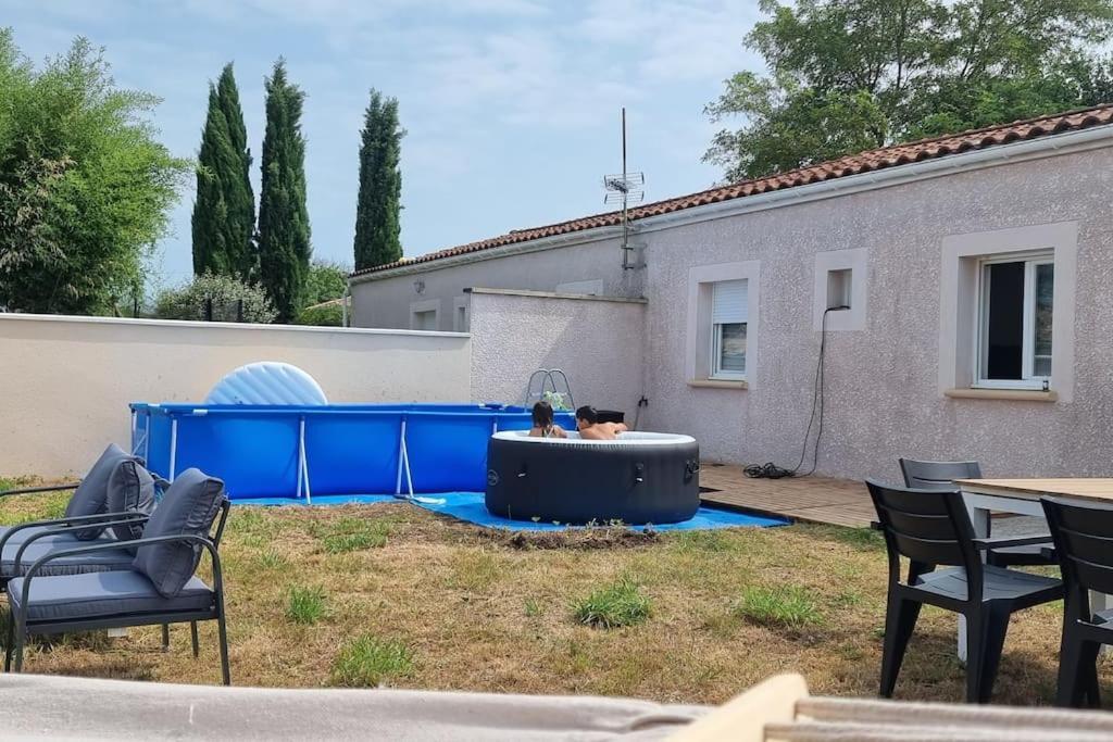 Maison Au Calme Entre Collegues Ou Famille - La Boheme - Saint-Seurin-sur-l'Isle Экстерьер фото